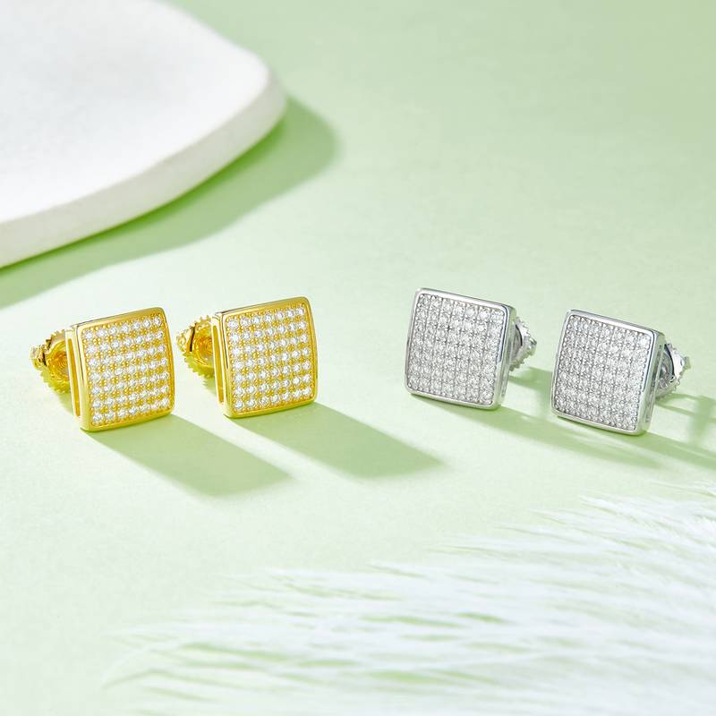 方形弧面S925银Stud Earring带螺纹Moissanite厘石D级0.59ct